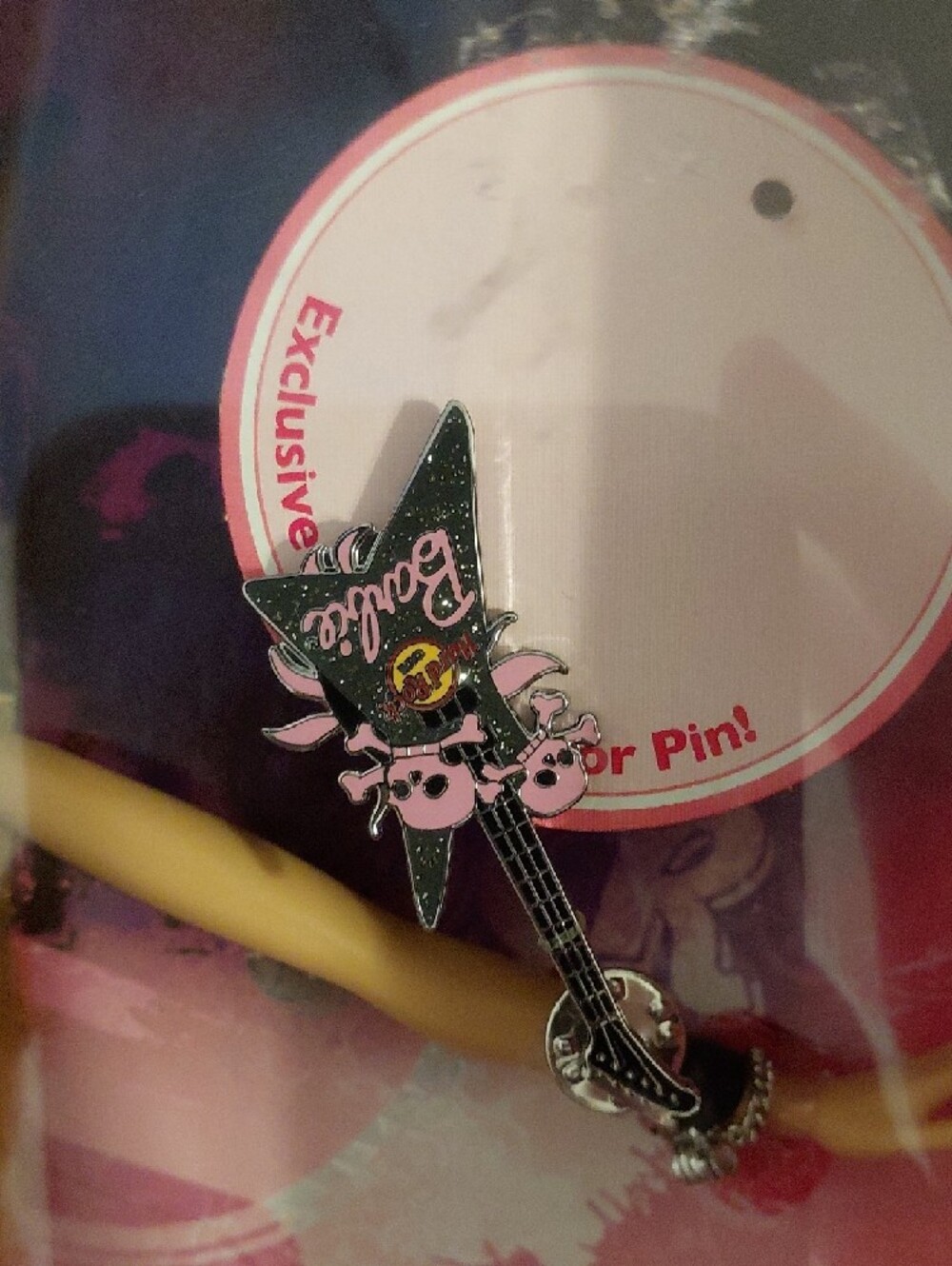 Barbie Hard Rock Cafe Doll Nib - Picture 4 of 5